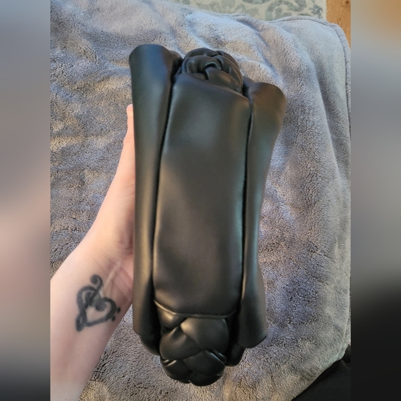 Anne Klein Handbag - Picture 9 of 10